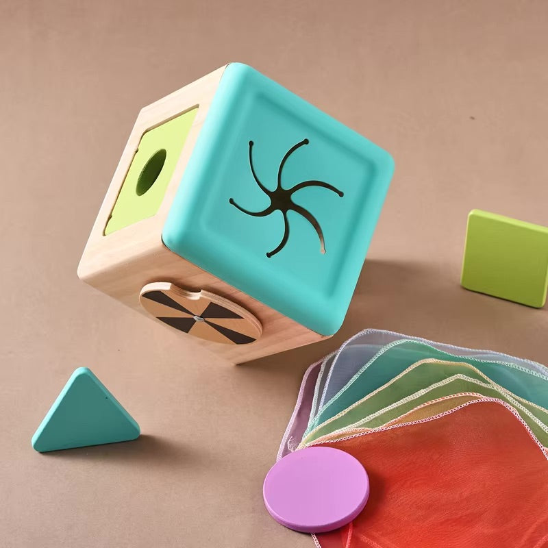 Boite à mouchoirs Montessori