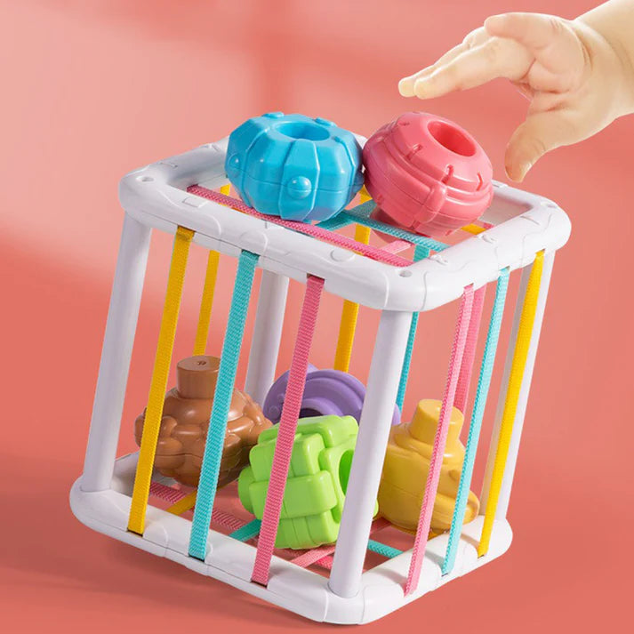 La boite à formes avec élastiques - Jouet Montessori