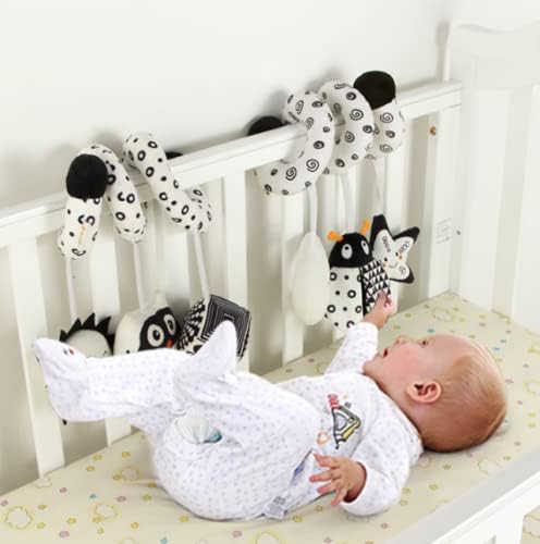 Mobile en tissus noir et blanc Montessori
