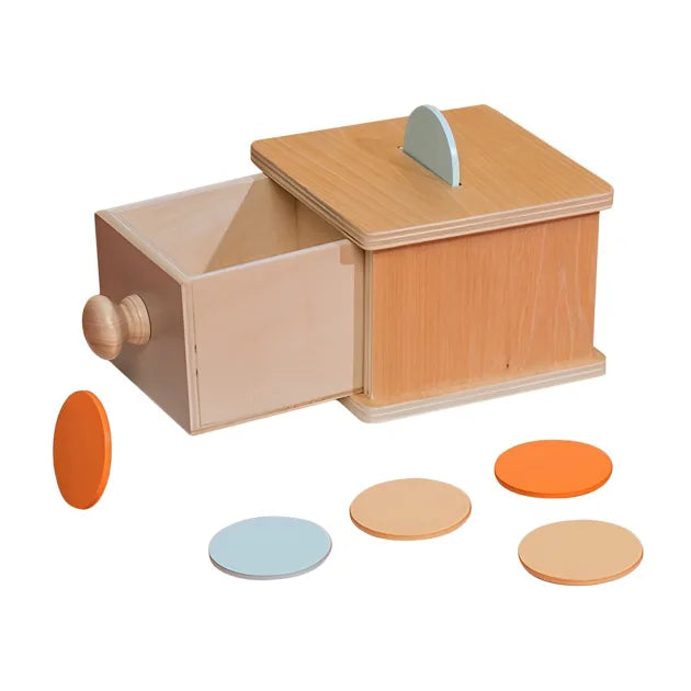 Boite en bois avec fente Montessori